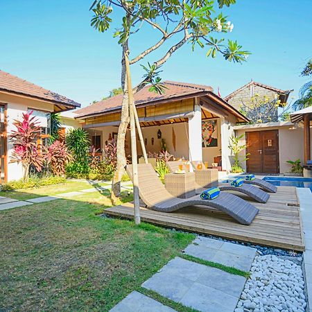 Samana Villas Legian Zimmer foto